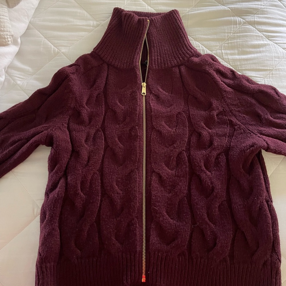 Talbots NWT cable knit sweater